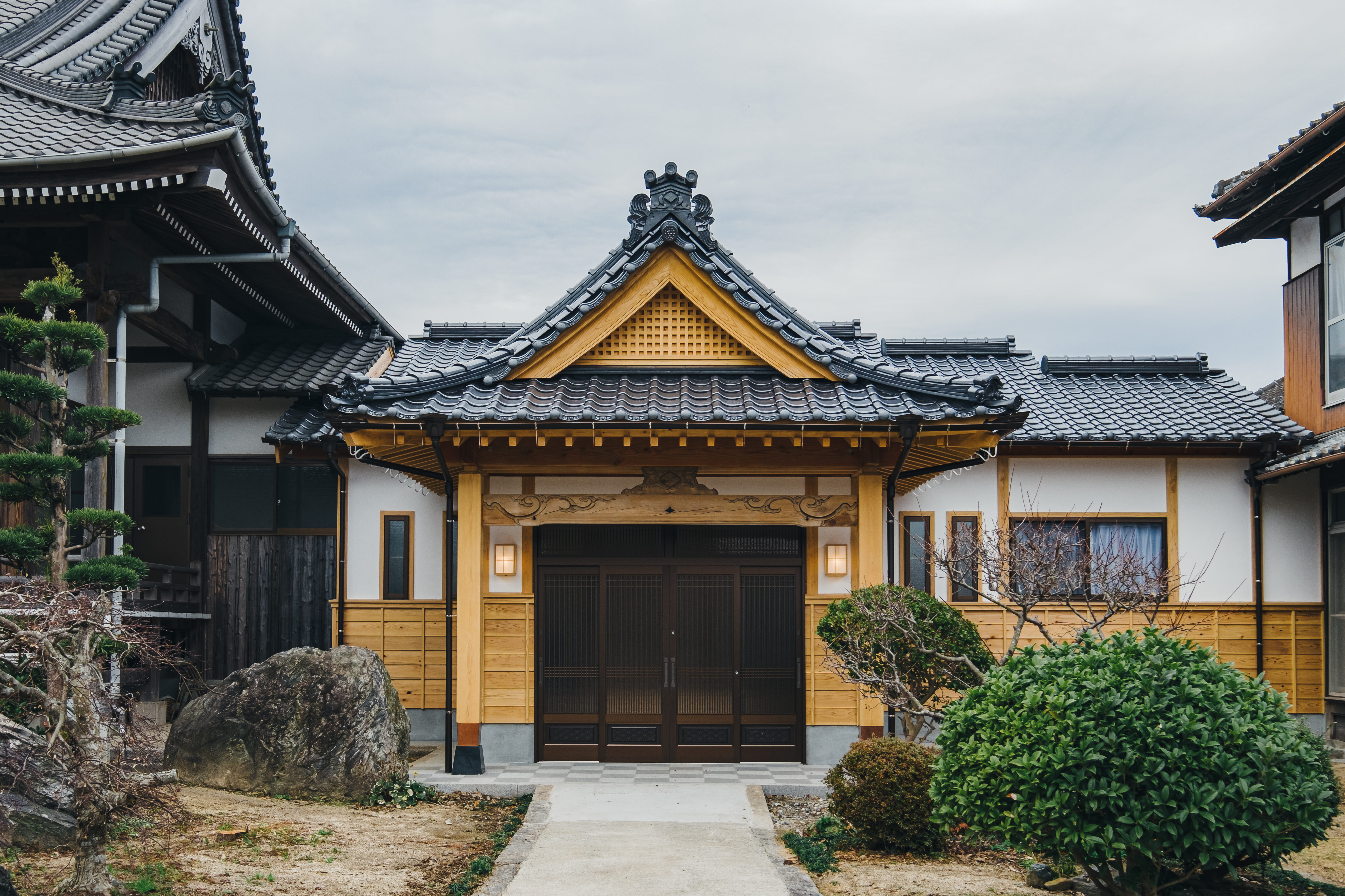 行橋にある歴應寺の建て替え工事